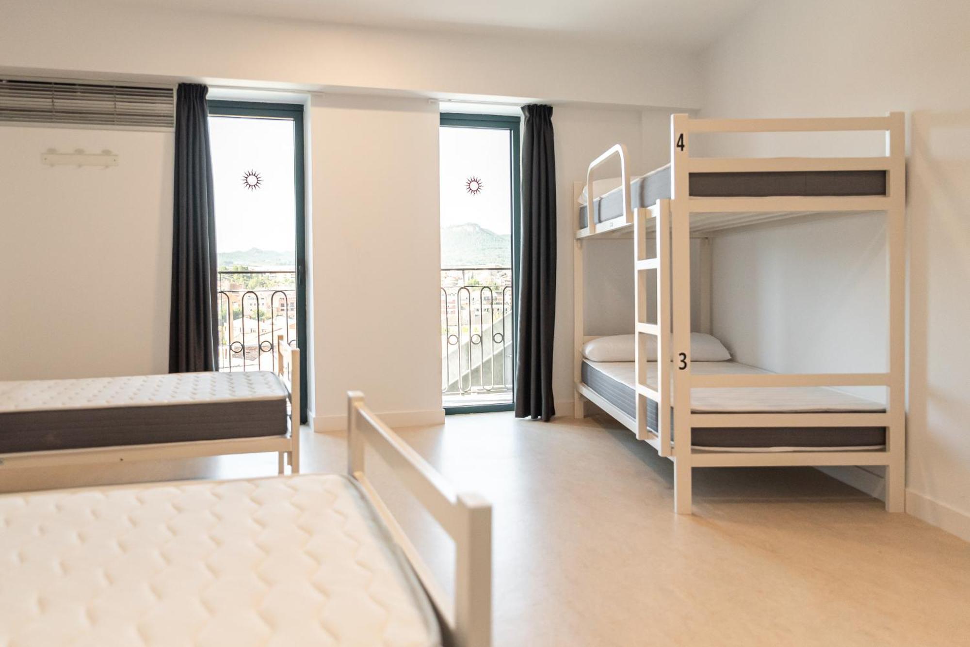 Cal Maco Alberg I Centre De Visitants Igualada Zewnętrze zdjęcie